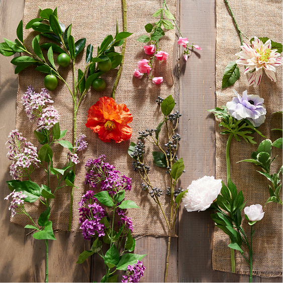 CHOOSE YOUR BLOOMS & BOTANICALS