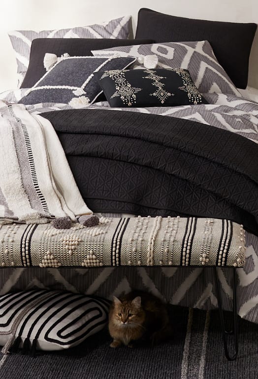 Bedroom Benches & Ottomans
