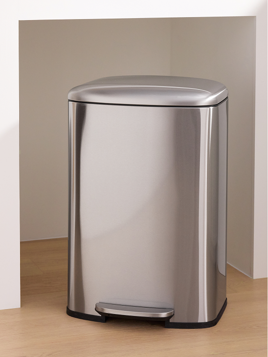 Kitchen Trash Cans