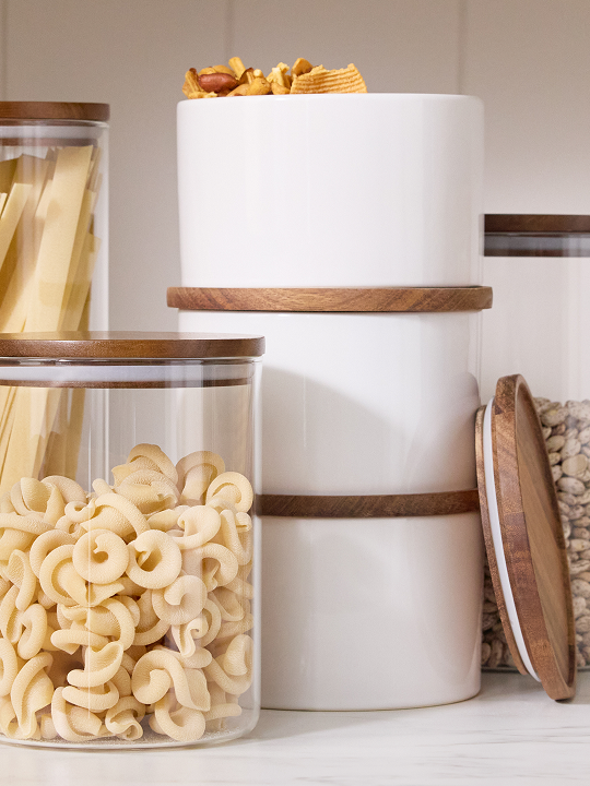 Dorm Kitchen & Dining