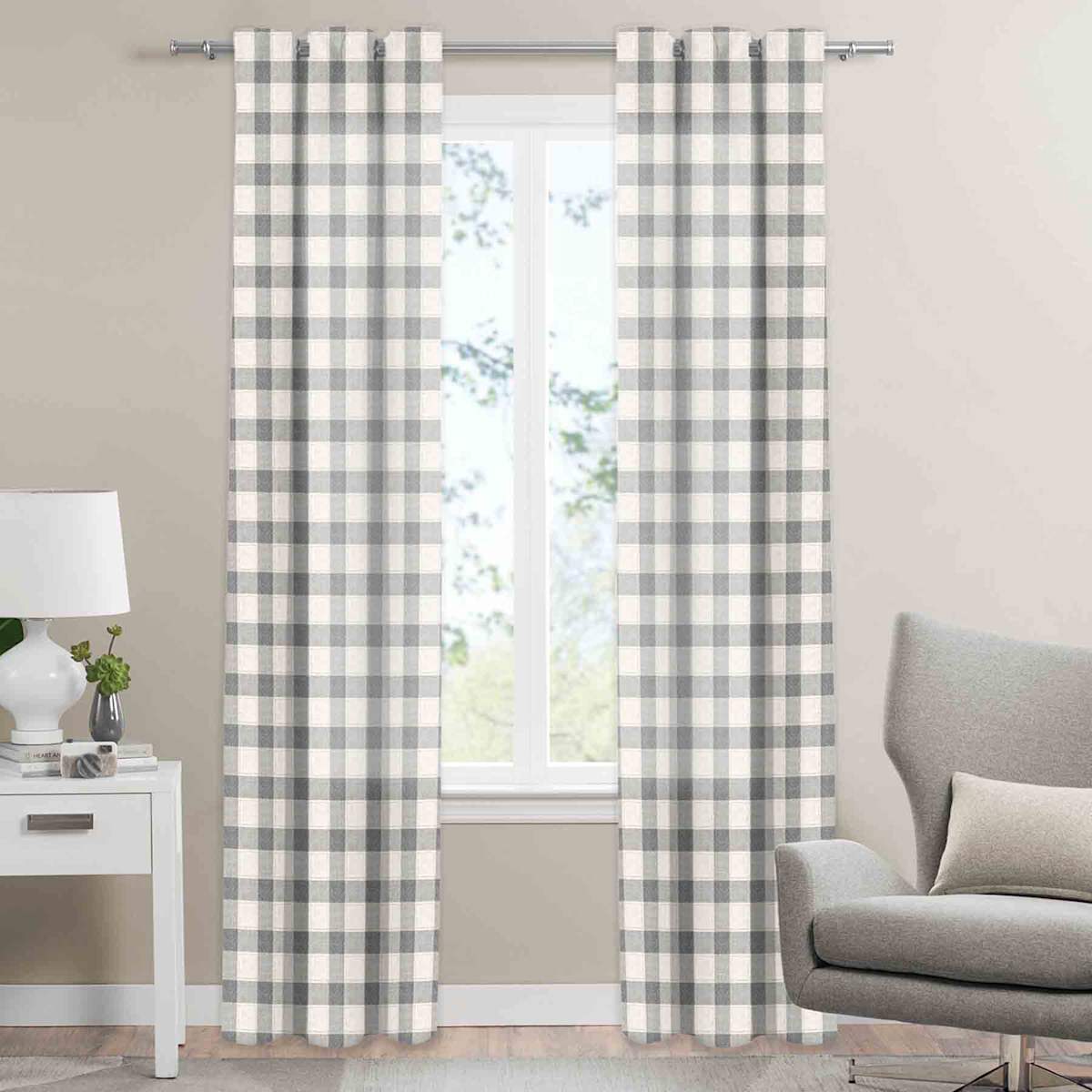 Elegant Home Fashions Tahiti 2-Pack Metallic Black/Honey Curtain Holdbacks Elegant Home Fashions Tahiti 2-Pack Metallic Black/Honey Curtain Holdbacks