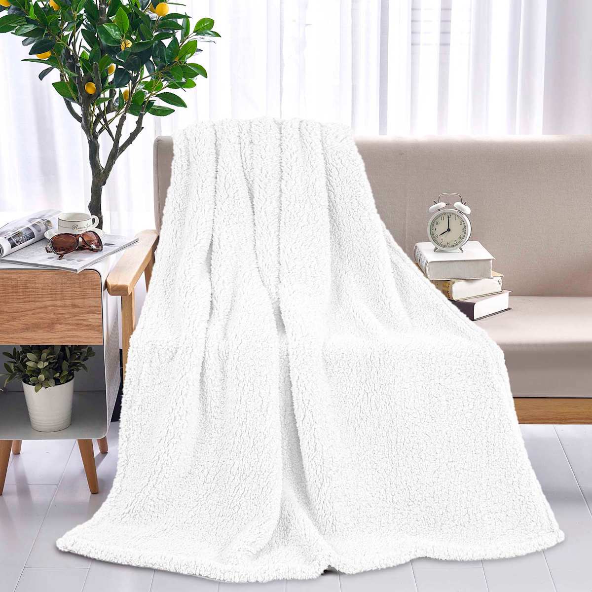 White Sherpa Throw Blanket 50x60