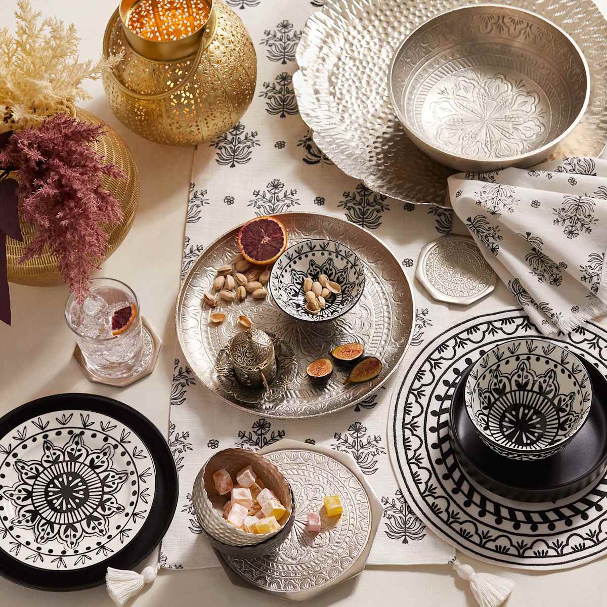 Metal bowls and plates hotsell