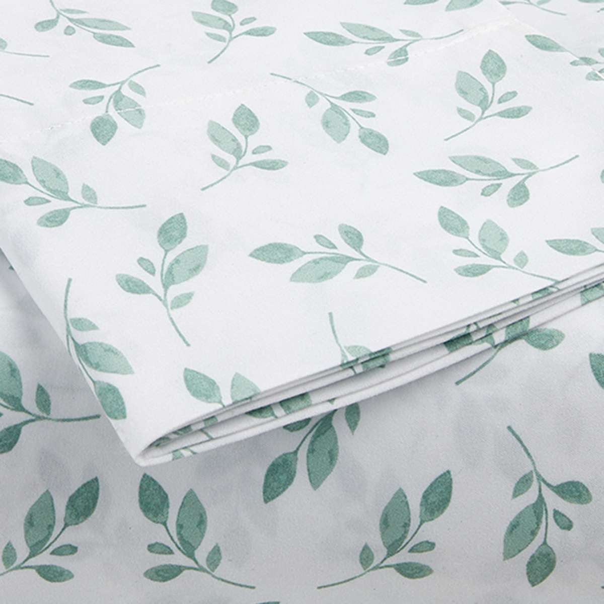 4Piece White Eucalyptus Print Microfiber Essential Sheet Set, Full