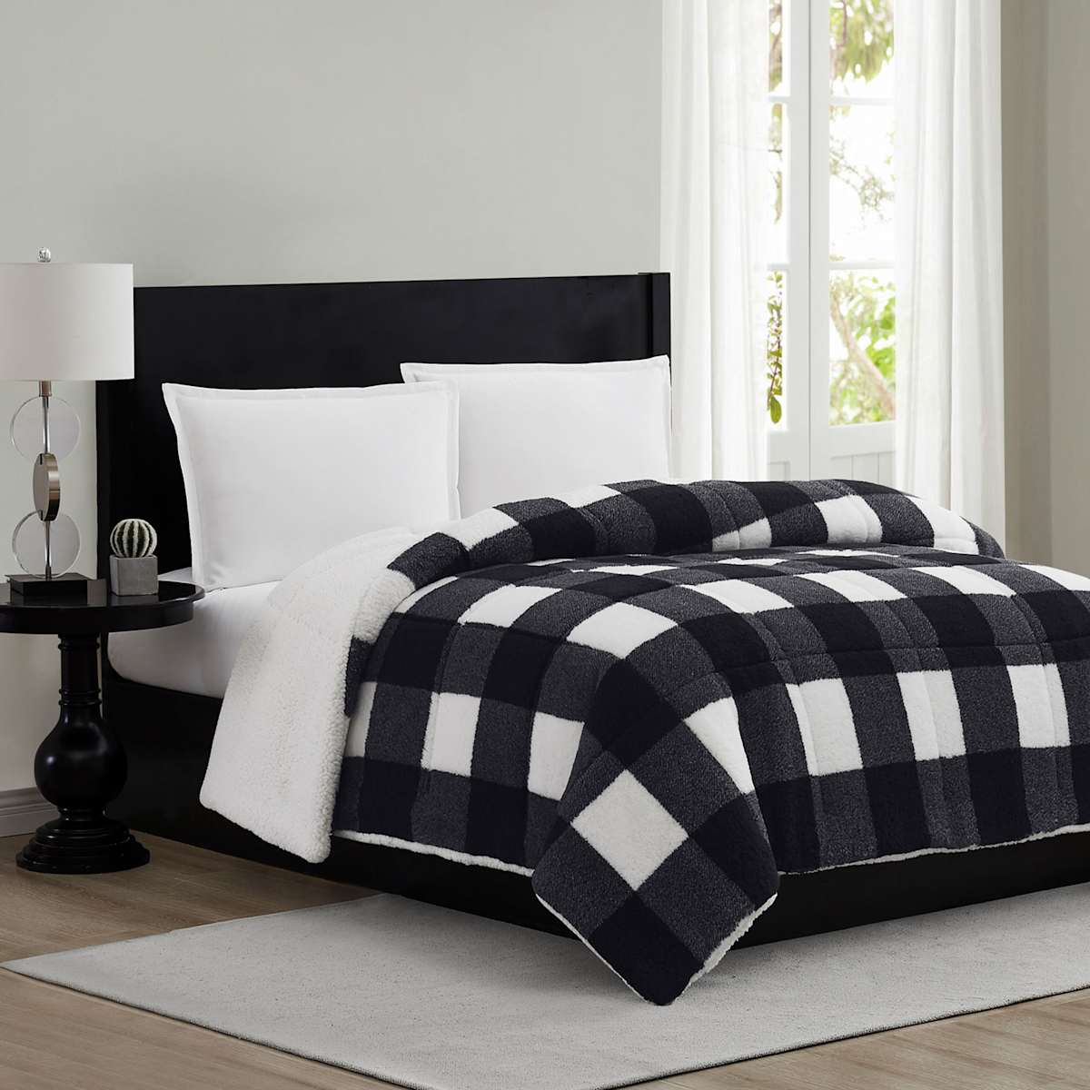 Black Buffalo Plaid Sherpa Comforter King