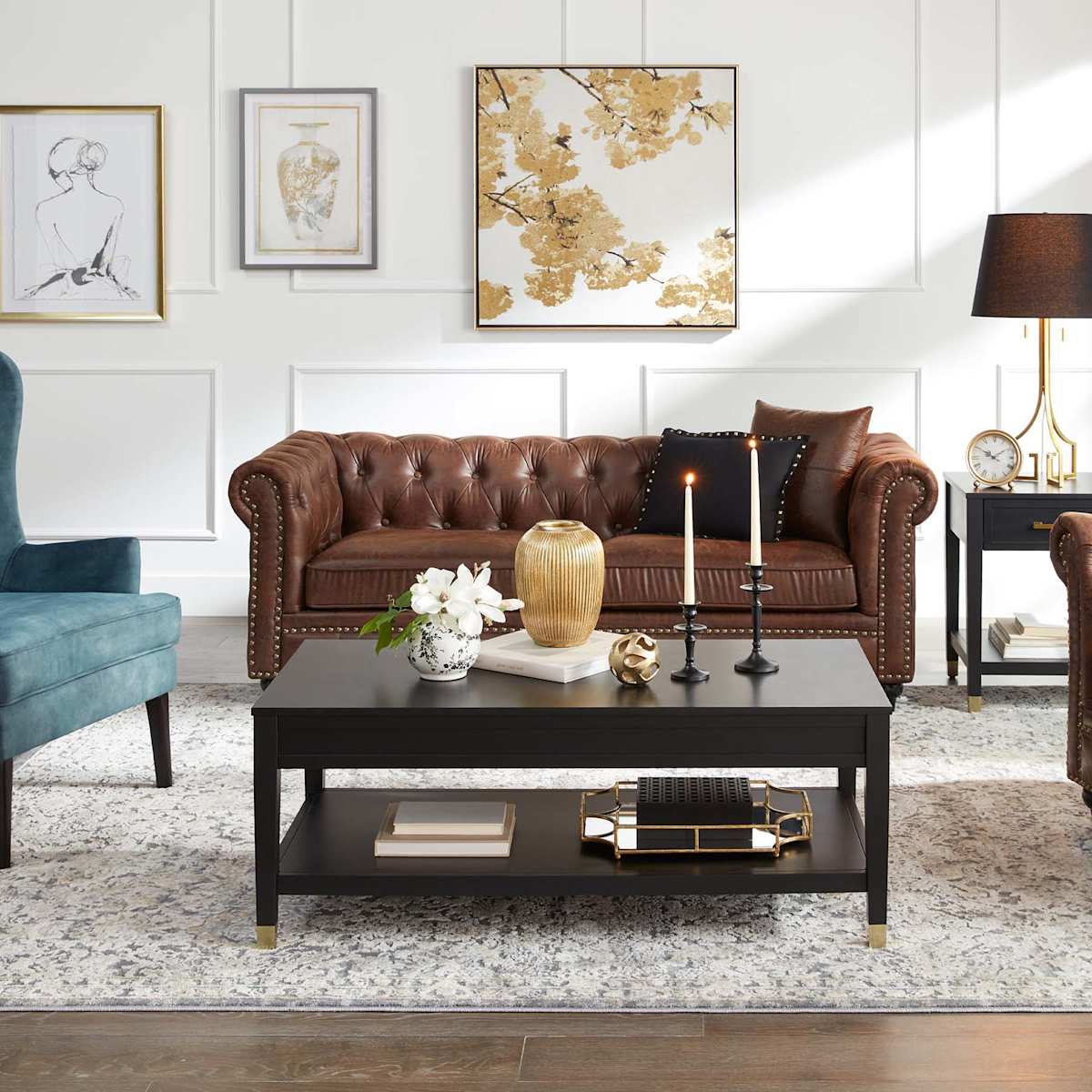 Tufted sofa living room discount
