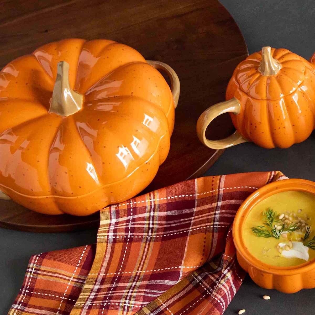Pumpkin soup bowls with lids top