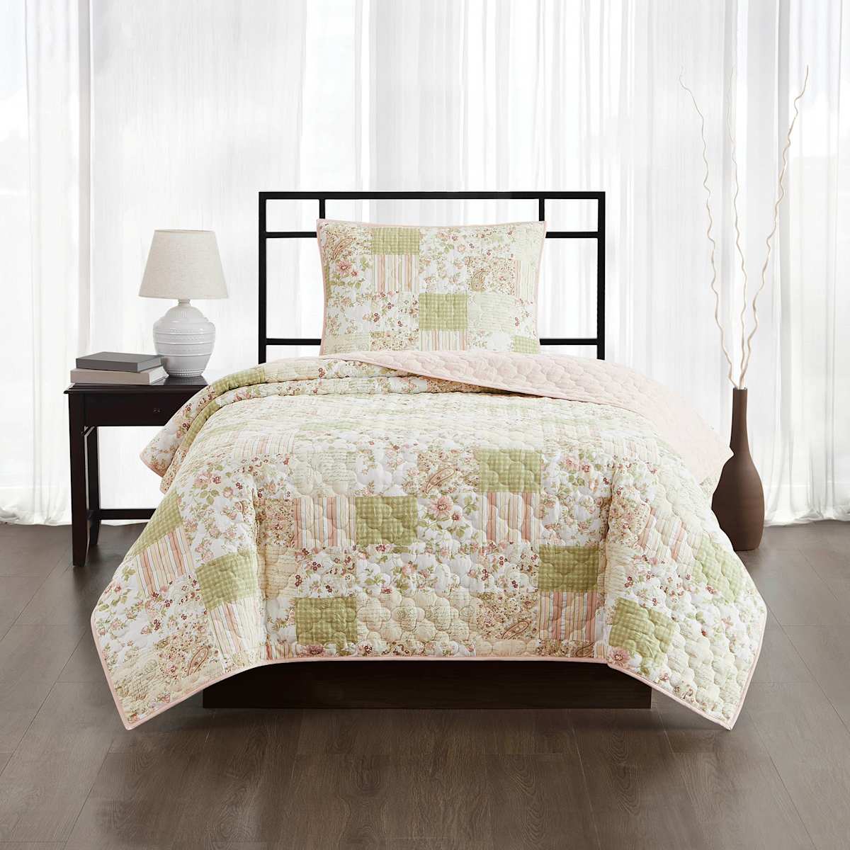 2 Piece Shelly Multicolor Quilt Set Twin Twin XL