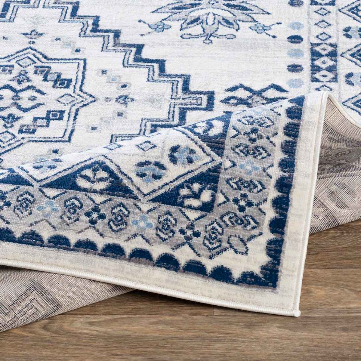 KANADEMONO ラグ　Chic Medallion Blue Rug KANADEMONO ラグ Chic Medallion Blue Rug Botanical Medallion