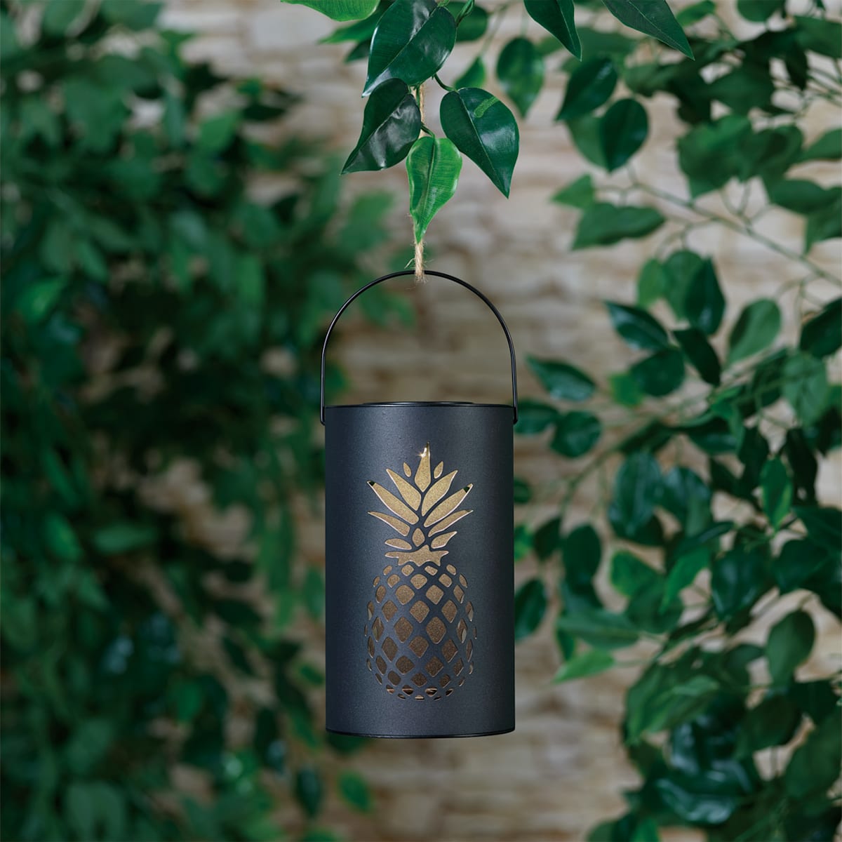 Solar pineapple lantern discount