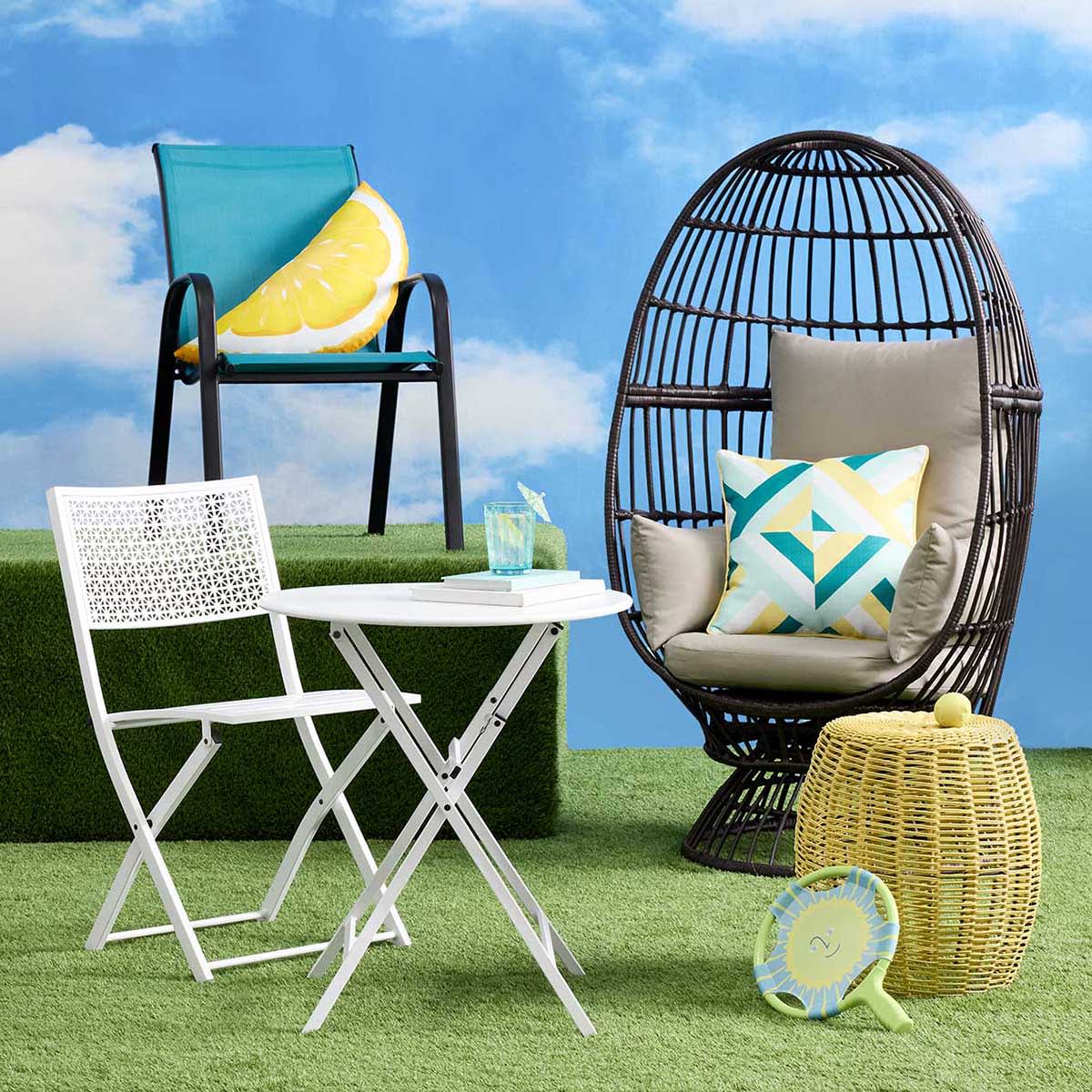 Small metal outdoor chair clearance