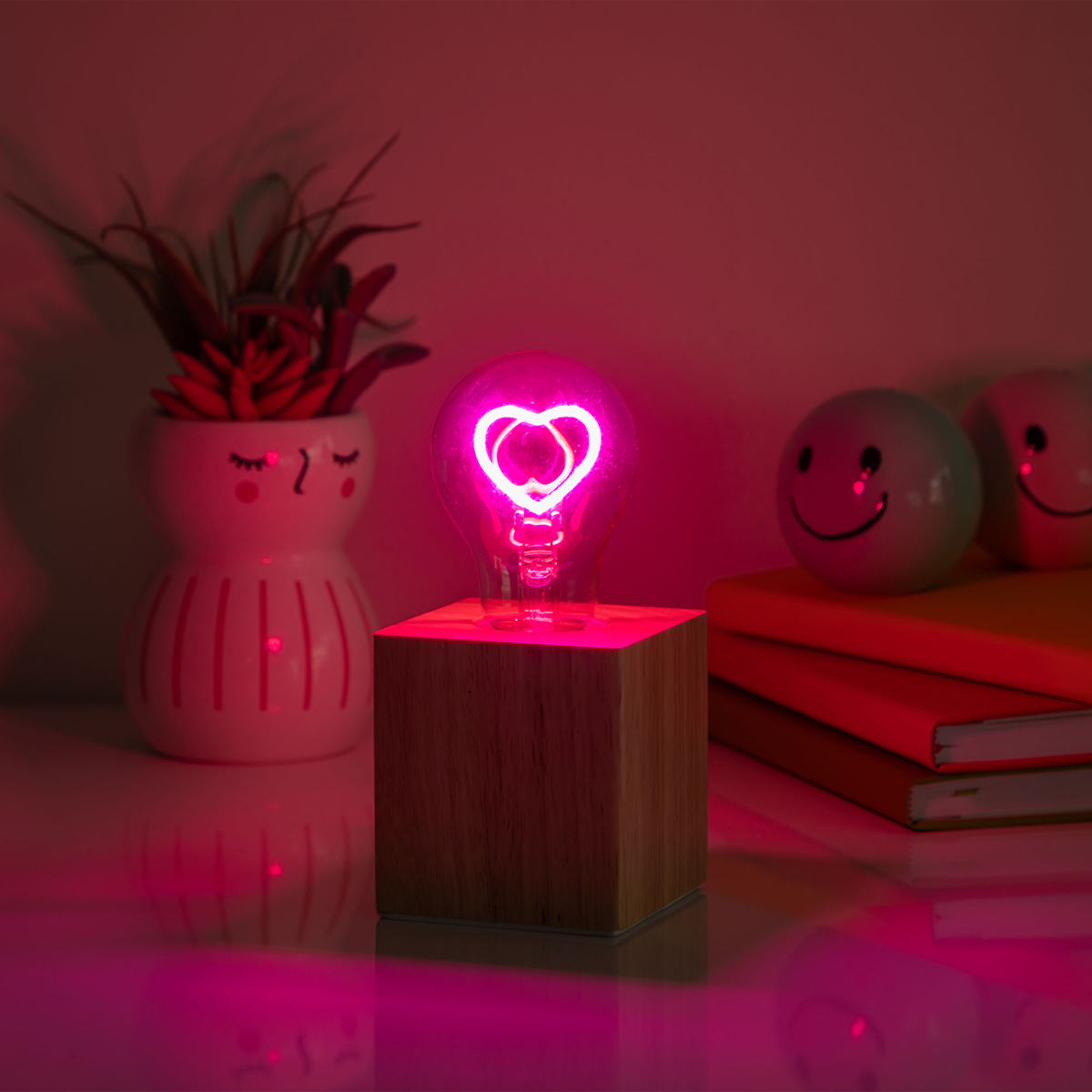 Heart shaped lamp sales