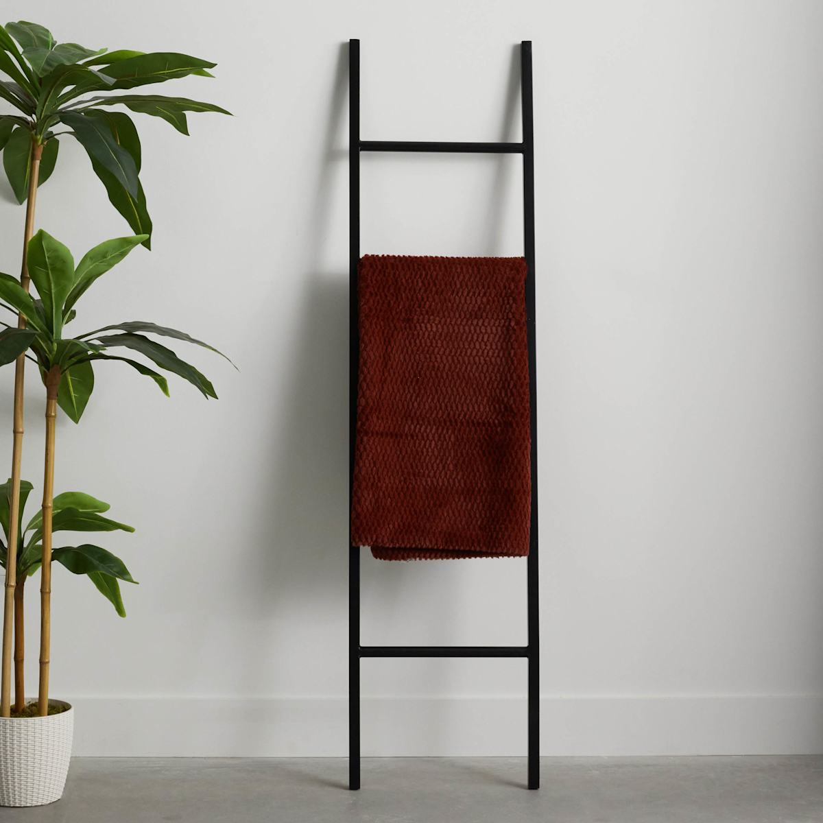 Blanket Ladder Black Metal