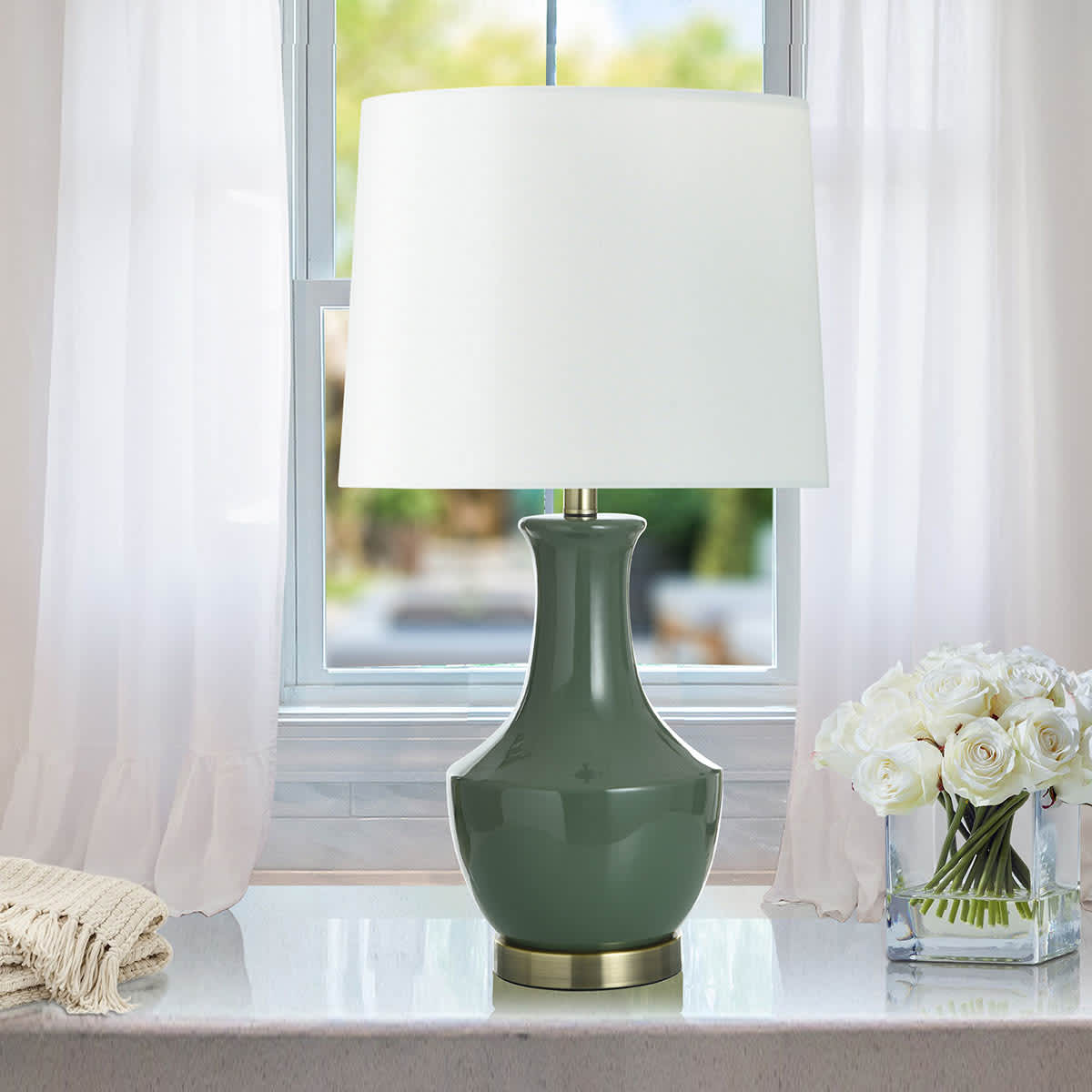 Green accent lamp deals