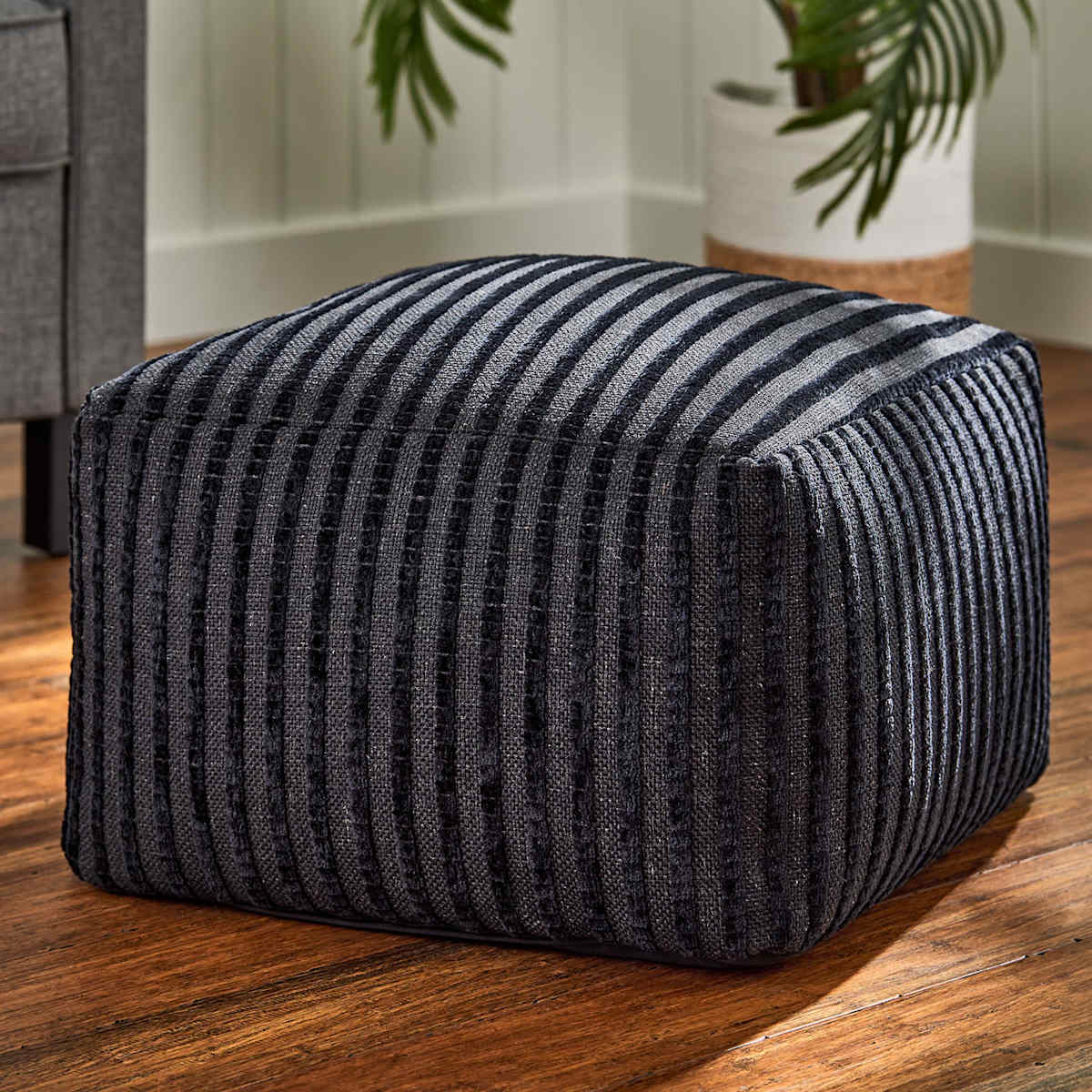 Bubble Dot Pouf, Black