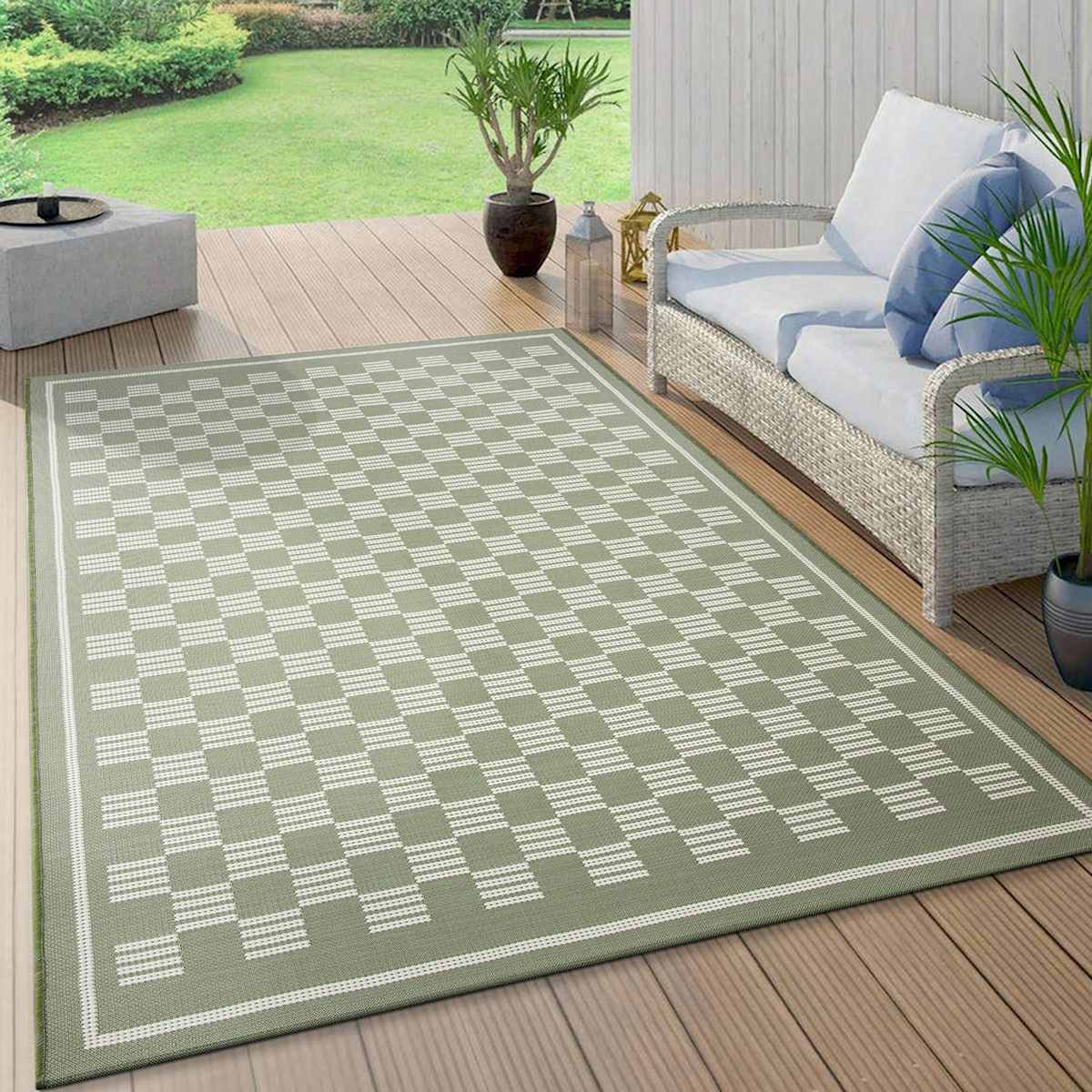 Green Checkerboard 5X7 | At Home