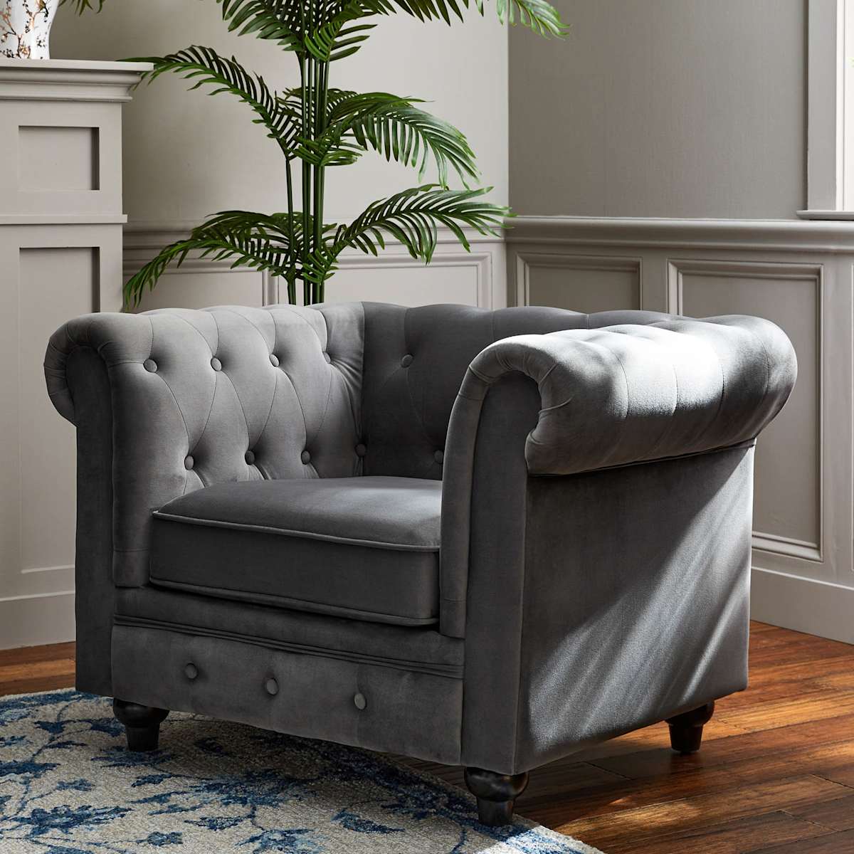 Gray velvet tufted chair discount