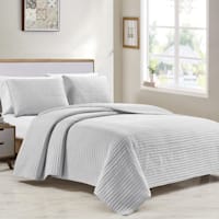 3-Piece Grey Striped Quilt Set, Full/Queen