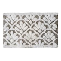 Providence Grey Shell Bath Rug, 20x30