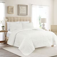 3-Piece White Geo Washed Microfiber Quilt Set, Full/Queen