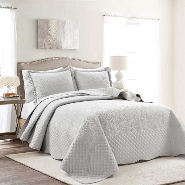 Found & Fable 3-Piece Grey Medallion Scalloped Bedspread Set, Queen
