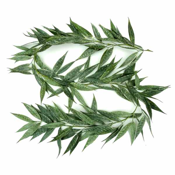White Muddy Willow Garland, 6'