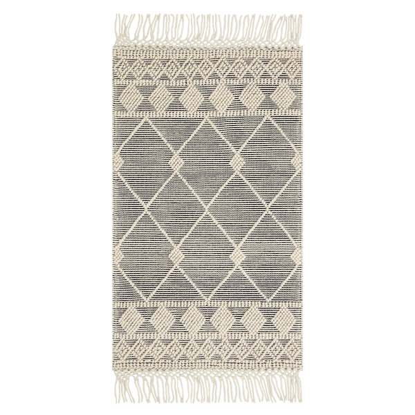 (B777) Reese Black & White Diamond Design Accent Rug, 3x5