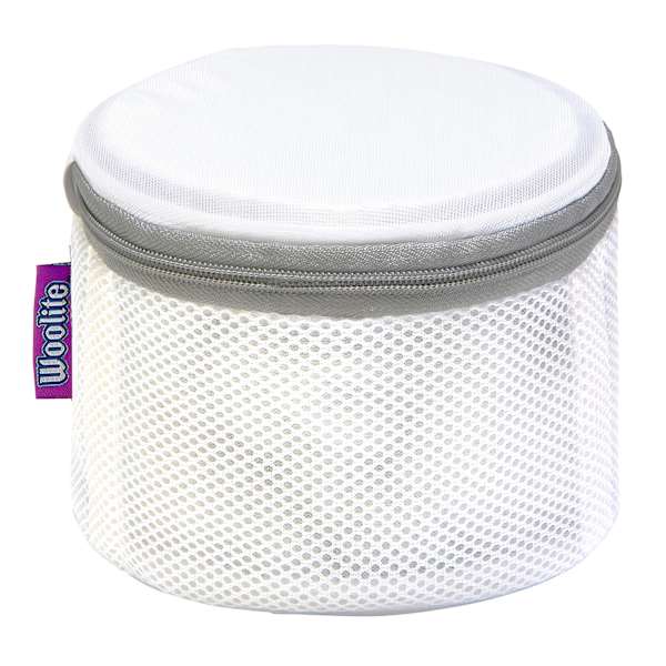 White Sanitized Mesh Wash Bra Bag