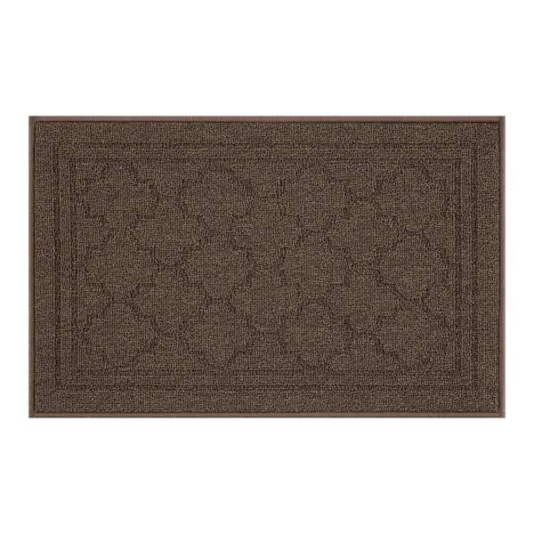 Stella Brown Quatrefoil Washable Tufted Accent Rug, 20x32