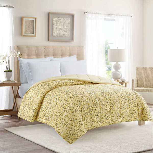 Ditsy Floral Print Reversible Brushed Microfiber Comforter, King