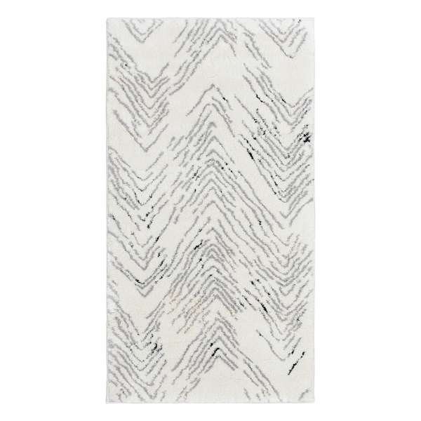 (C201) Found & Fable Mylah White Strato Shag Accent Rug, 3x5