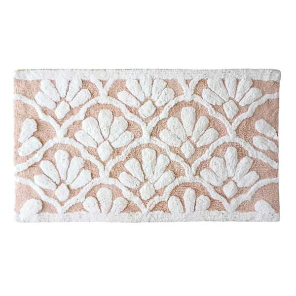Providence Pink Shell Bath Rug, 20x30