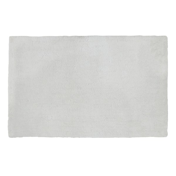 Solid White Shag Tufted Accent Rug, 27x45