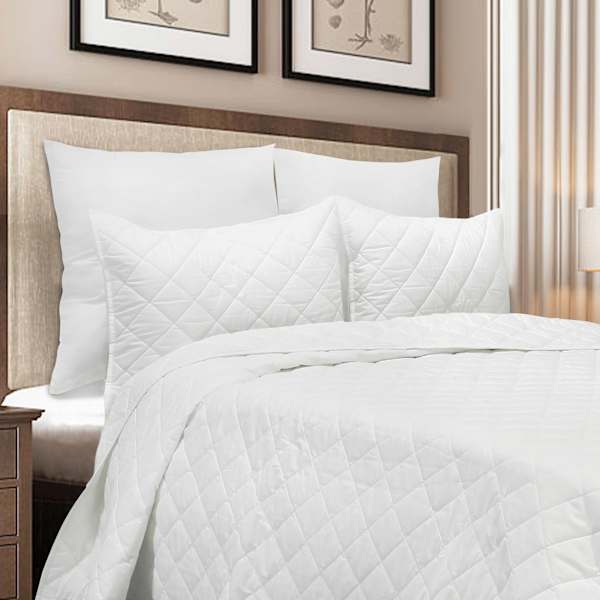Providence 3-Piece White Cotton Percale Quilt Set, Full/Queen