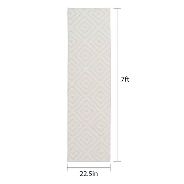 (D456) Ronin Ivory Tufted Non-Slip Runner, 2x7