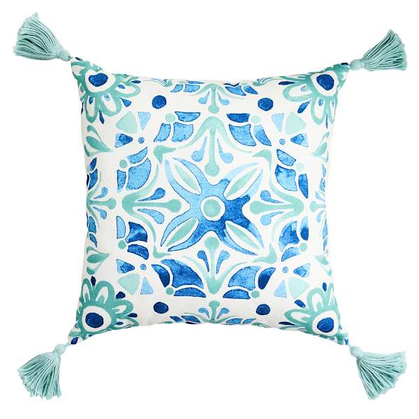 Honeybloom Novo Tile with Tassels Outdoor Throw Pillow, 18"