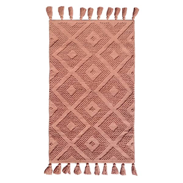 Muted Clay Handwoven Hi-Lo Diamond Accent Rug, 27x45