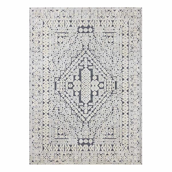 Clarissa Black & Ivory Global Area Rug, 5x7