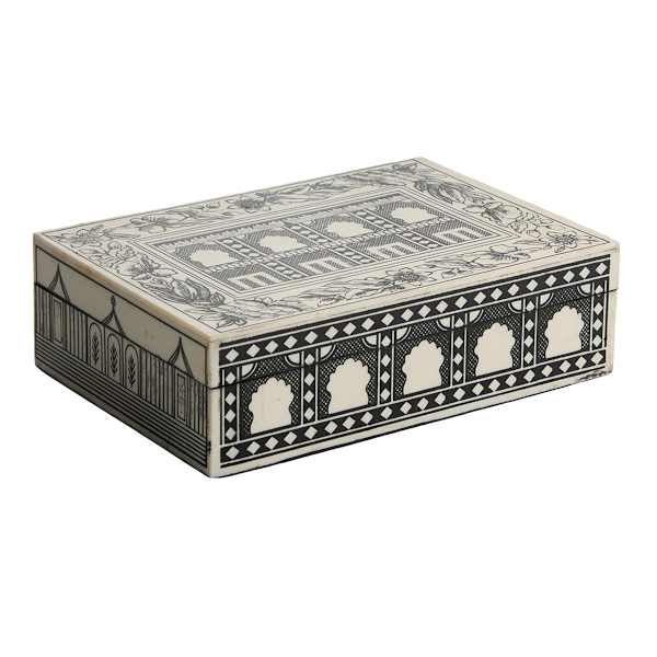 Black and White Resin Box, 7x5