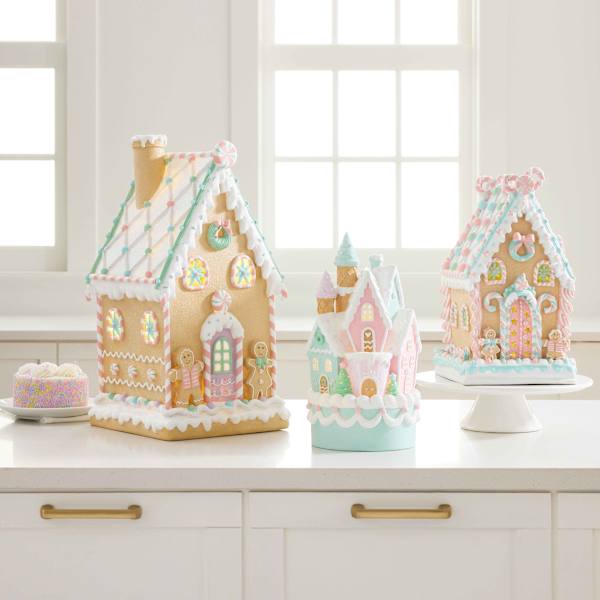 Mrs. Claus' Bakery Gingerbread Village Set