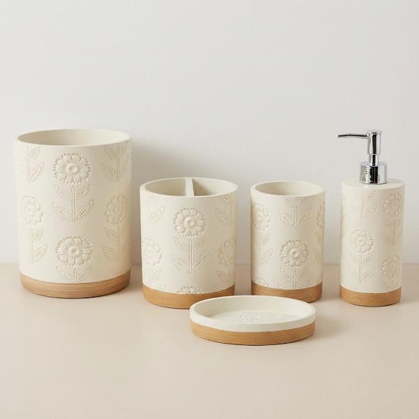 Honeybloom 5-Piece Reagan White Flower Stamp Bathroom Accessories Set
