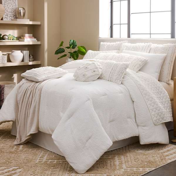 Found & Fable 3-Piece White Cotton Arabesque Jacquard Comforter Set, Full/Queen