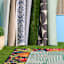 (E492) Found & Fable Palma Green Lines Outdoor Area Rug, 5x7