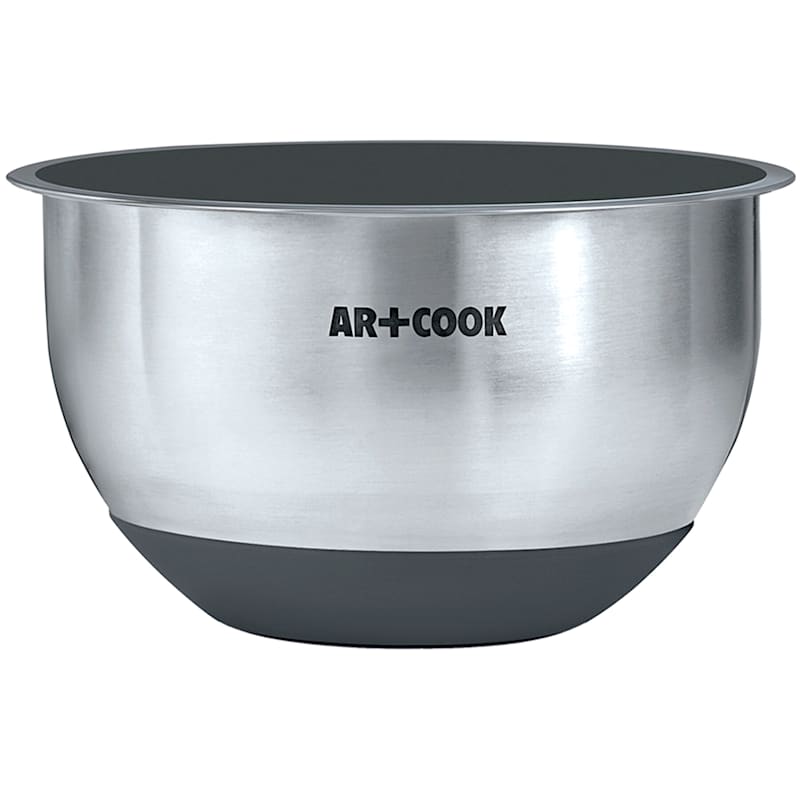 1.5 Quart Stainless Steel Mixing Bowl/Non-Skid Base