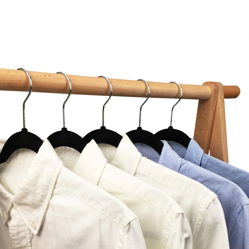 Black Velvet Clothes Hangers: Refresh Your Closet Instantly