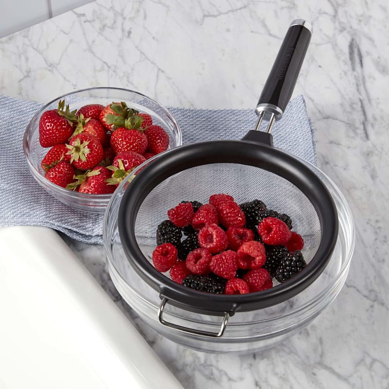 KitchenAid Classic Black Strainer With Metal Lip, 7"