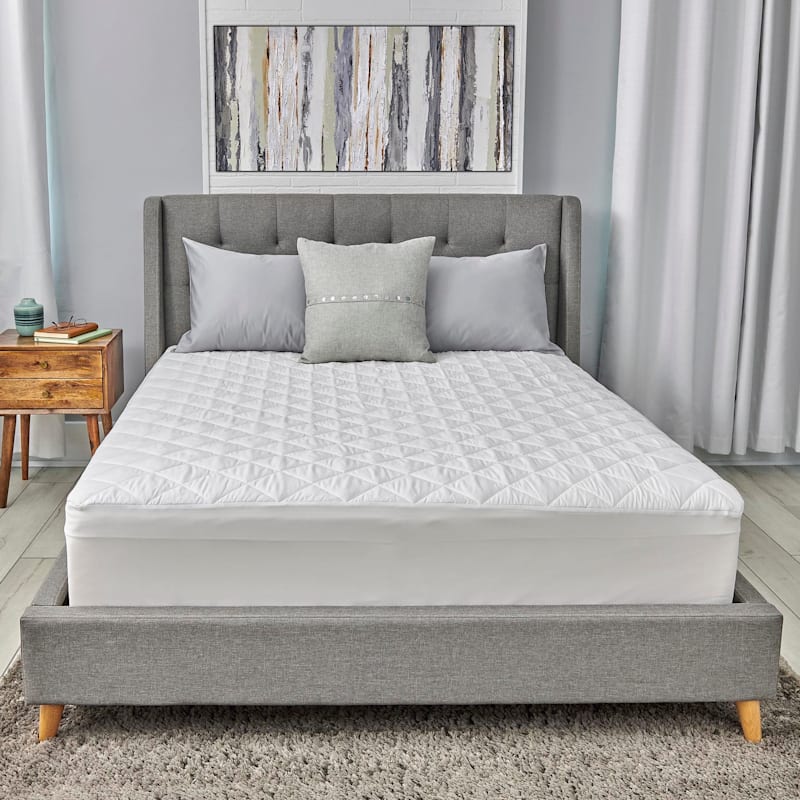 Soft Quilted Antimicrobial Waterproof Mattress Pad Queen