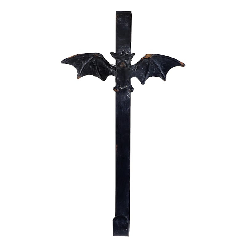Creepy Curiosities Cast Iron Bat Wreath Hanger, 16"