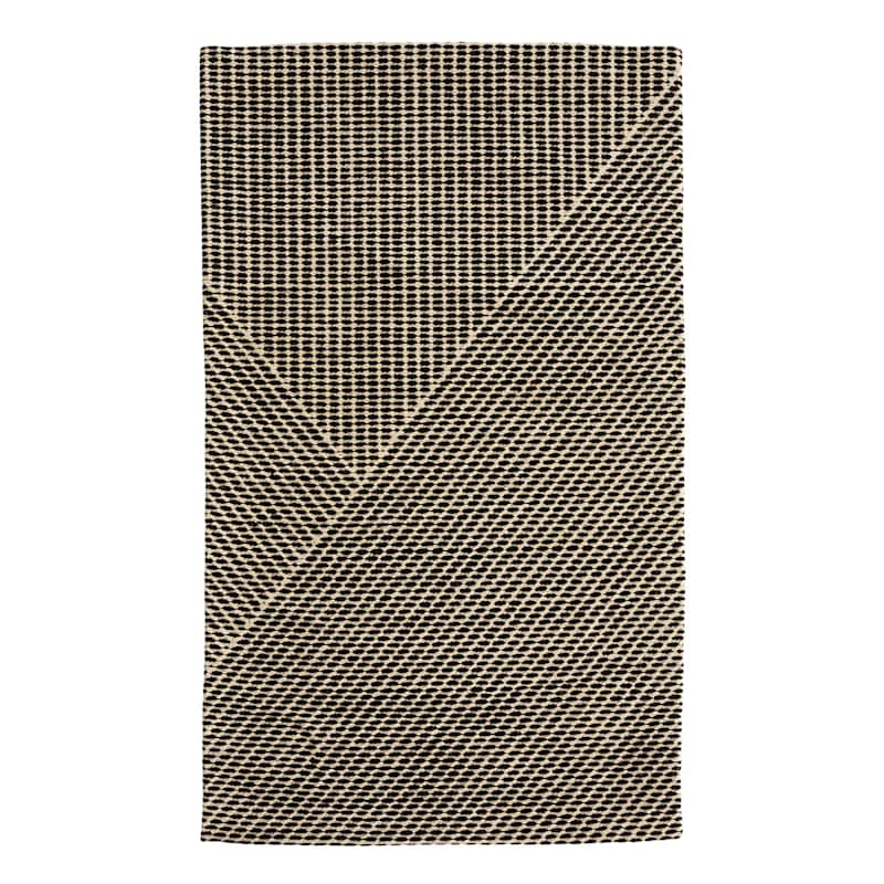 (B834) Found & Fable Dassel Black Woven Accent Rug, 2x4