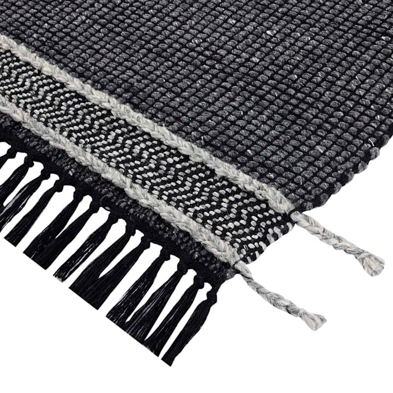 Hutton Black Flatweave Tassel Area Rug 5x7 Black Rugs At Home